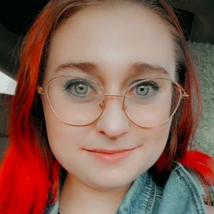 Meet your Posher, Olivia